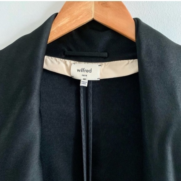 Wilfred Aritzia Chevalier Crepe Draped Black Open Blazer Jacket Asymmetric - Picture 6 of 13